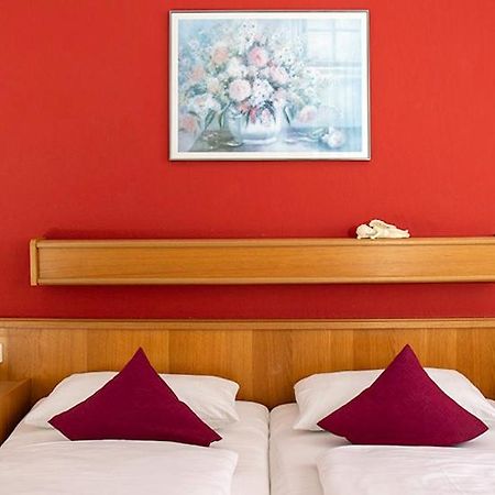 Hotel Garni Zum Hirschen Iphofen Dış mekan fotoğraf